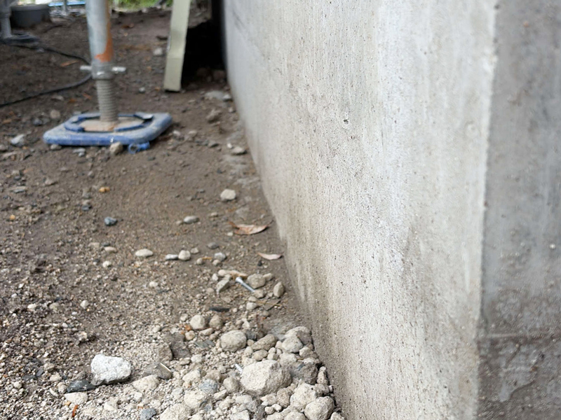 大津市 森景の家 2階建て 現場チェック 立上りコンクリート高さ確認