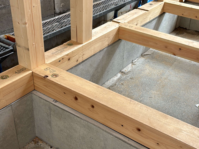 向日市 中乃町の家 2階建て 現場チェック 大引き配置方向確認