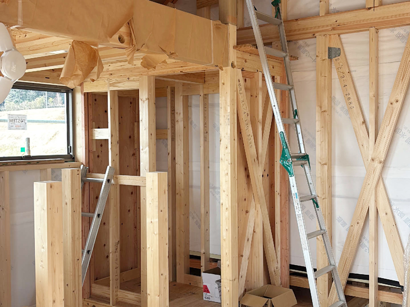 滋賀県 美畑の家 2階建て 現場チェック 筋交い耐力壁位置確認