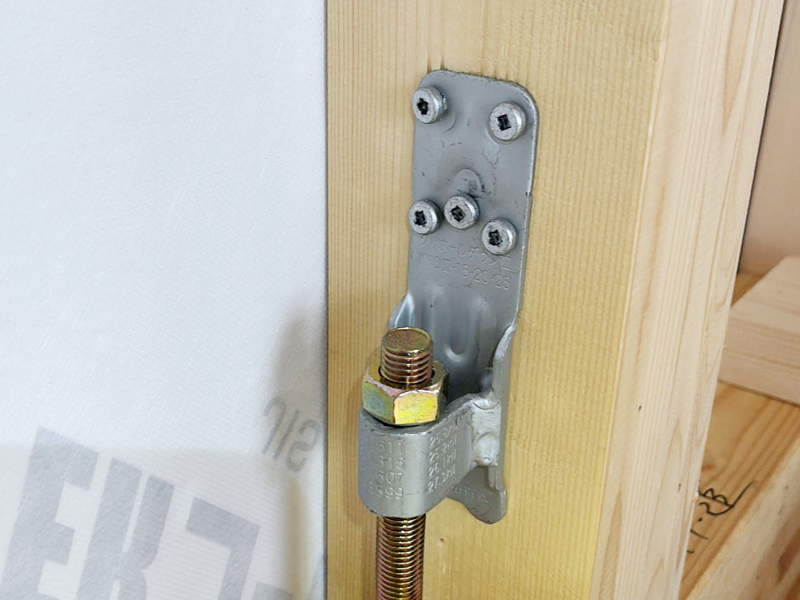 木ノ野の家 2階建て 現場チェック ホールダウン金物のゆるみ確認