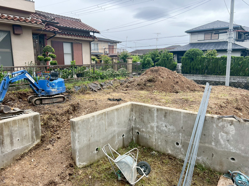 大津市 池田ヶ谷の家 2階建て 現場チェック 基礎工事開始。
