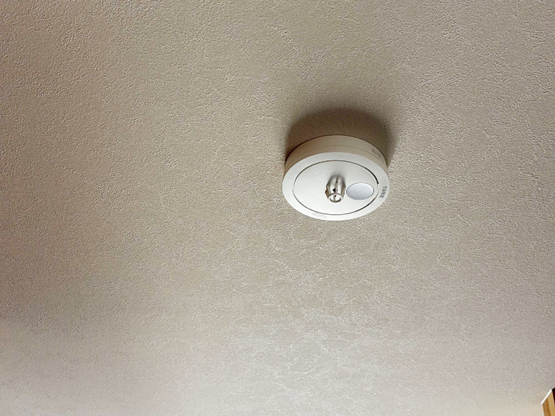 滋賀県 石守の家 2階建て 現場チェック 火災警報器取付確認