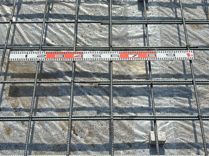 滋賀県 美畑の家 2階建て 現場チェック スラブ筋継手長さ確認