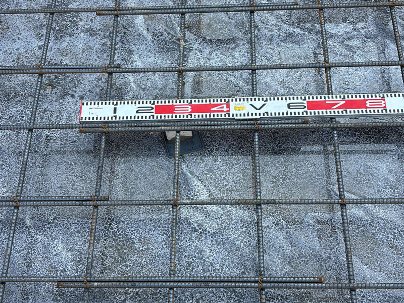 京都市 橘の家 2階建て 現場チェック スラブ筋継手長さ確認