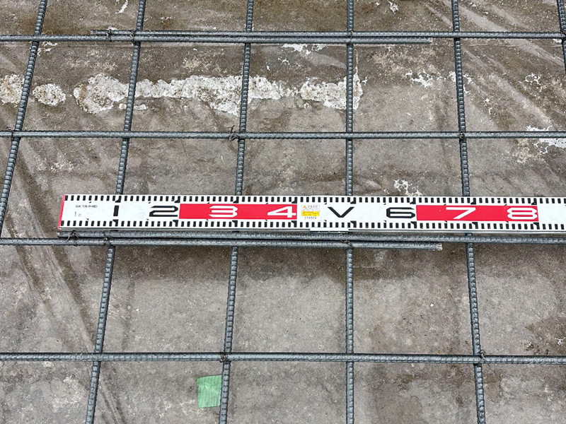 滋賀県 森本の家 2階建て 現地チェック スラブ筋継手長さ確認