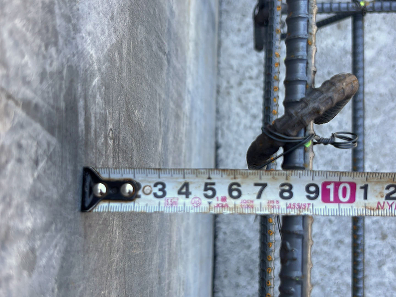 大津市 八条の家 2階建て 現場チェック 外周部鉄筋かぶり厚さ確認