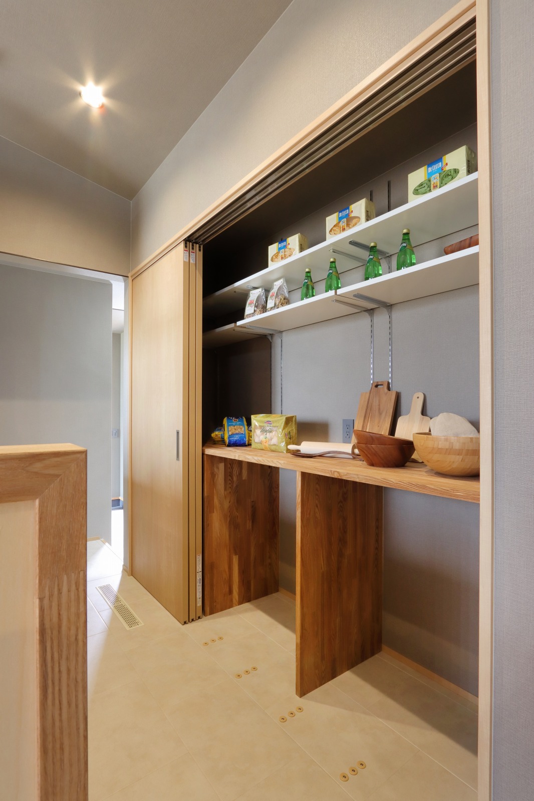 京都の平屋のキッチン収納アイデア