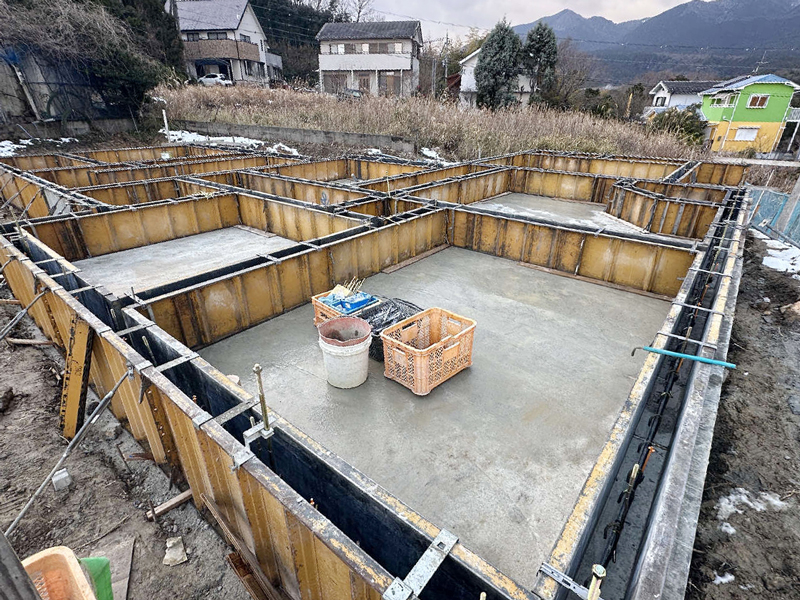 木ノ野の家 2階建て 現場チェック 立上り型枠位置確認