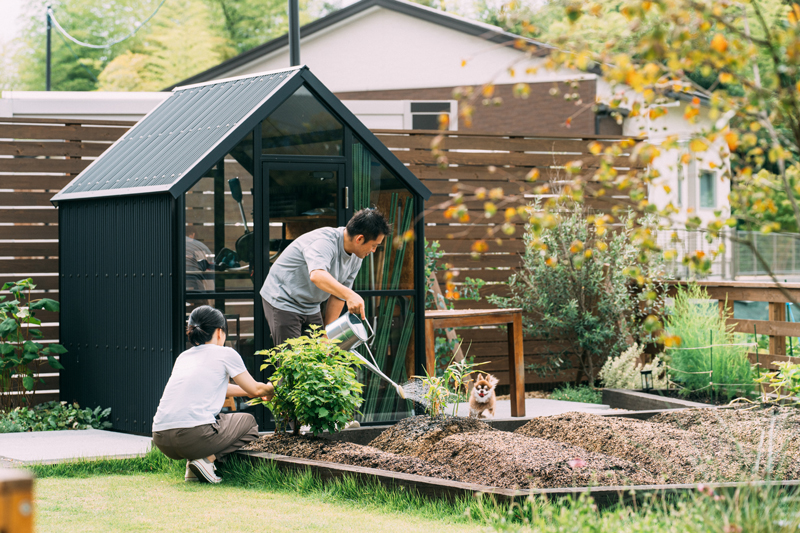 滋賀県の平屋で畑を楽しむ夫婦