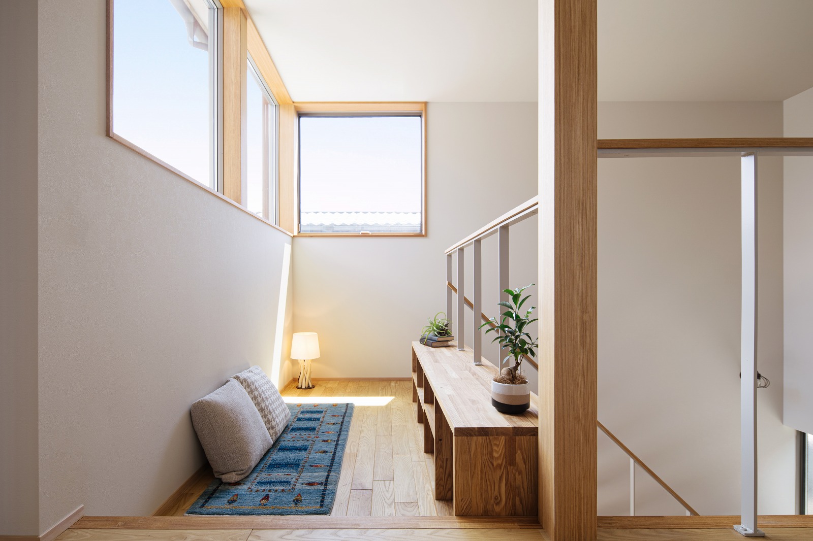 京都で自然素材の注文住宅の読書スペース