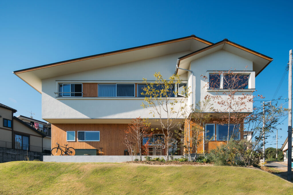 滋賀県の注文住宅で琵琶湖が見える家の外観