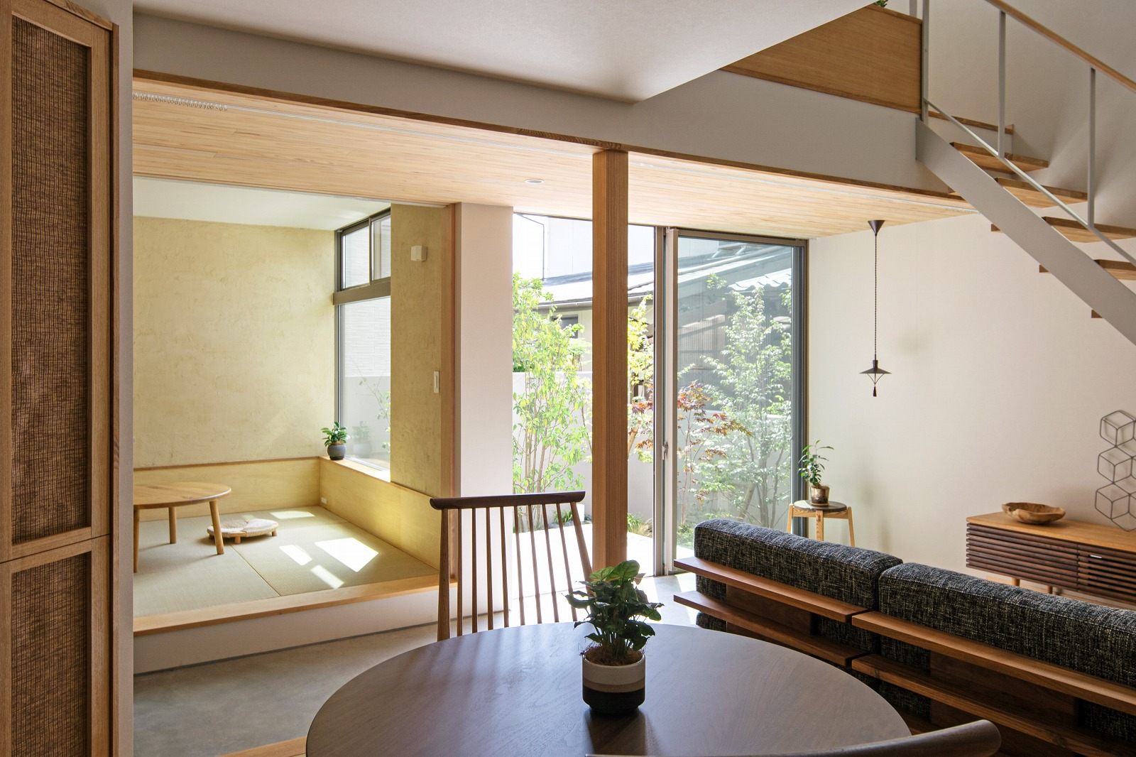 京都で自然素材の注文住宅のLDK