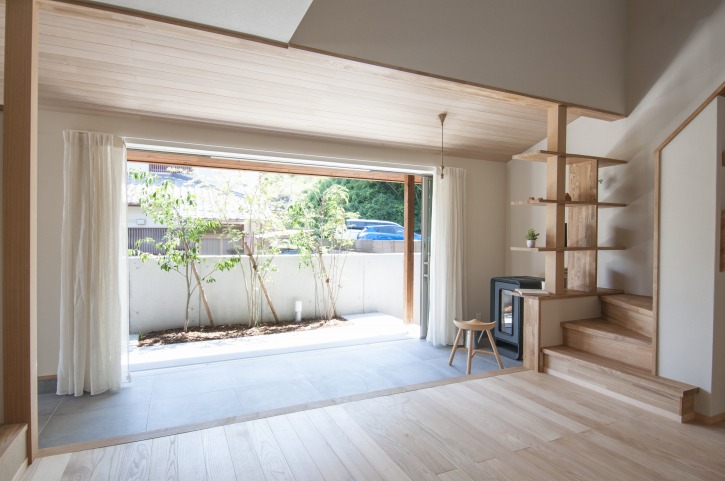 滋賀で注文住宅を建てる工務店のiKKAダイコーホームの室内土間のあるお家