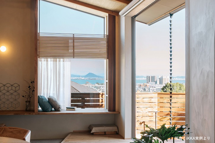 滋賀県大津市の完成見学会のお家の琵琶湖が見える大きな窓