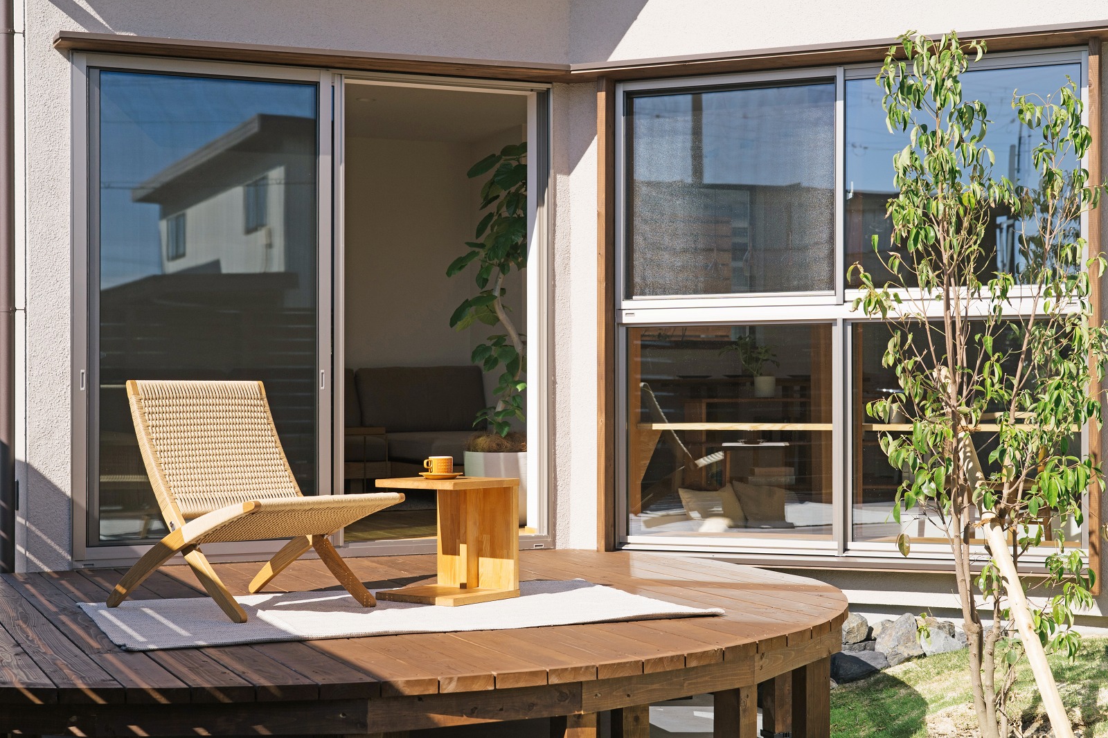 大津市の工務店で建てた家のウッドデッキ