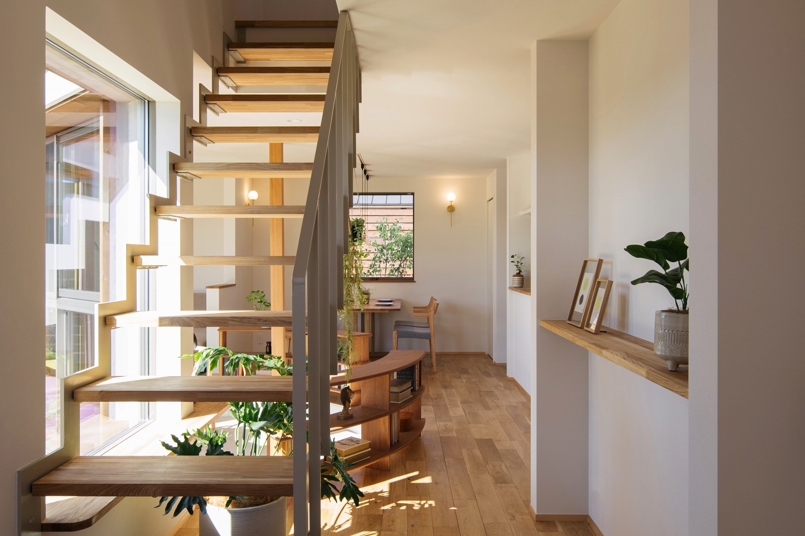 大津市の工務店で建てた家の階段