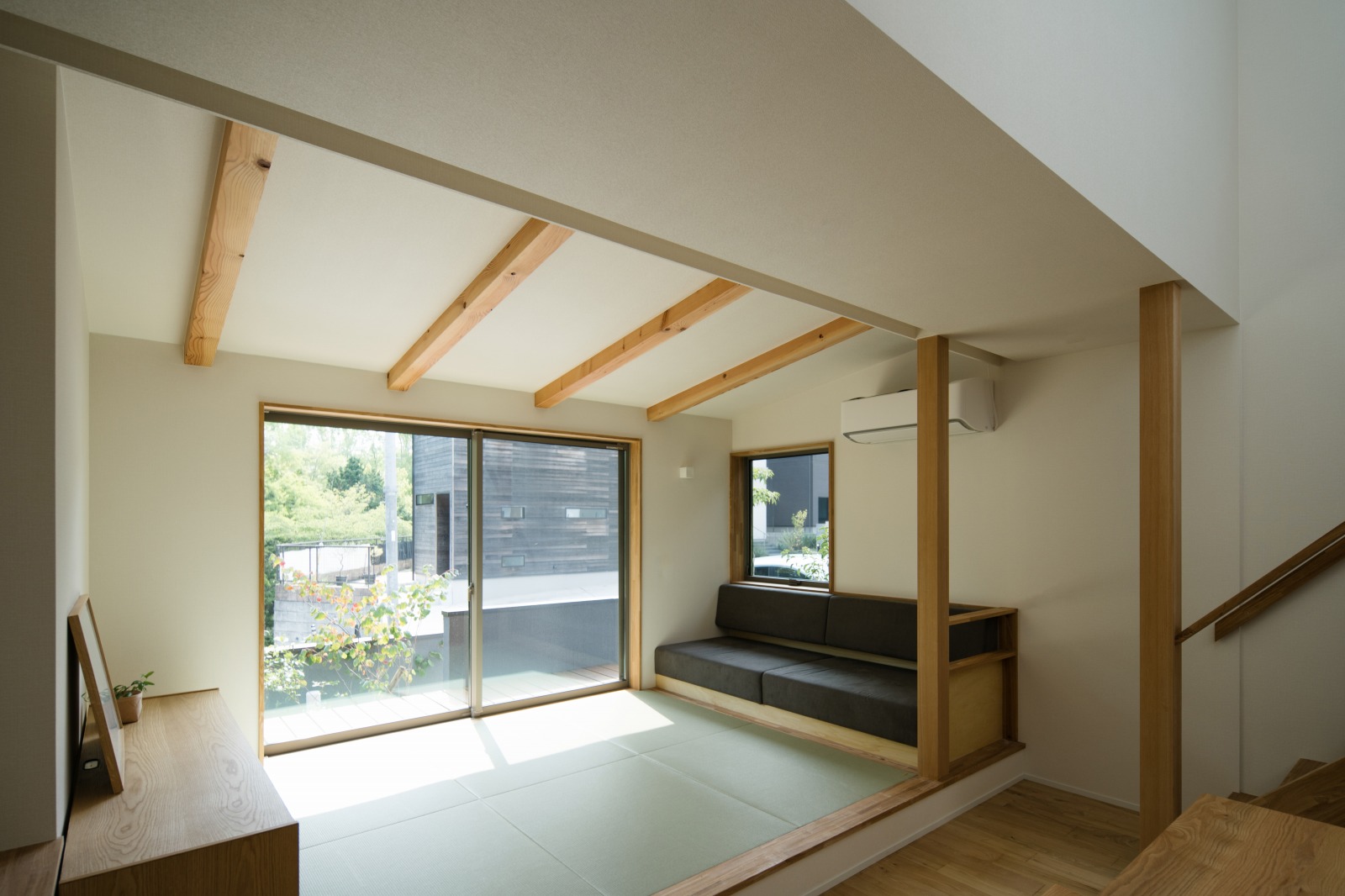 滋賀県の畳リビングのある家の畳リビング