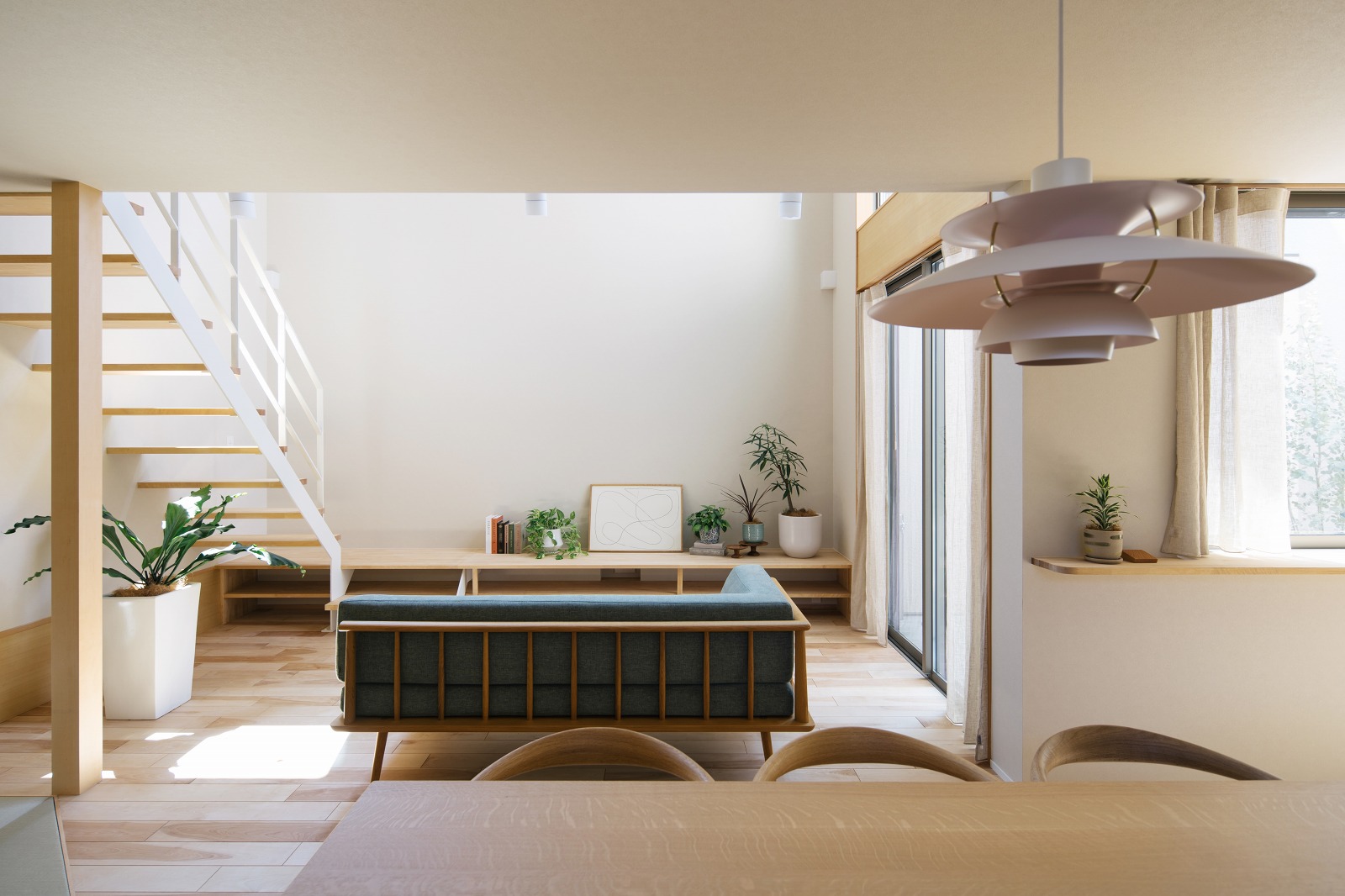 京都で建てたおしゃれな注文住宅の吹抜けリビング